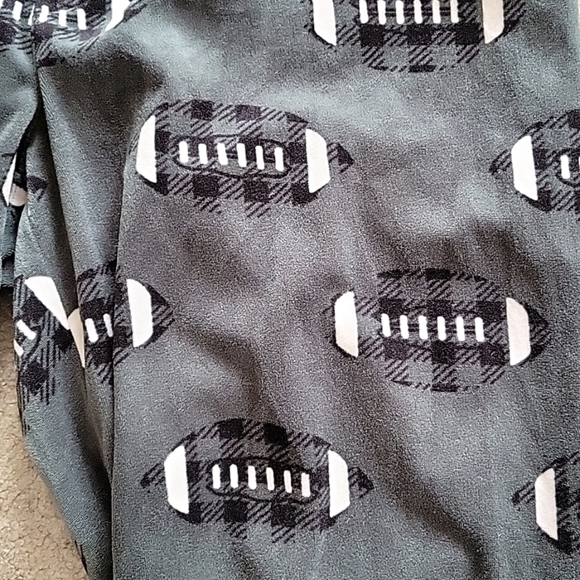 NWOT Greenish SOFT footballs pants - Picture 3 of 3